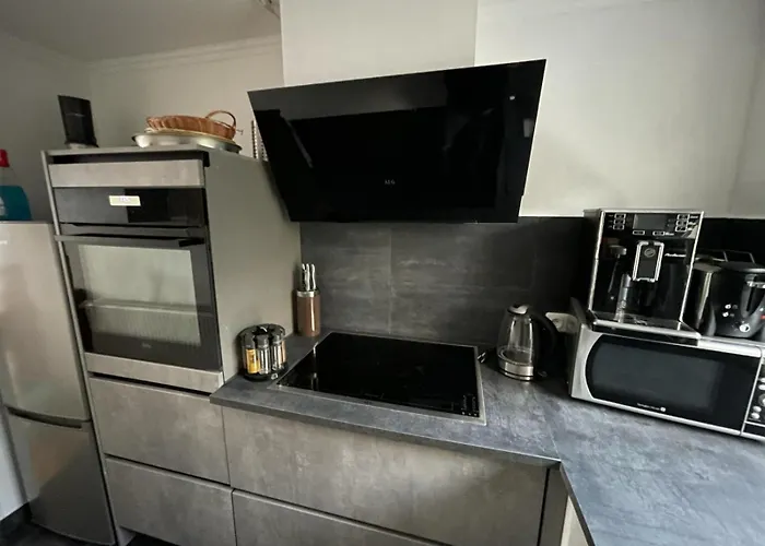 Naturferienhaus Mit Schlossblick In *